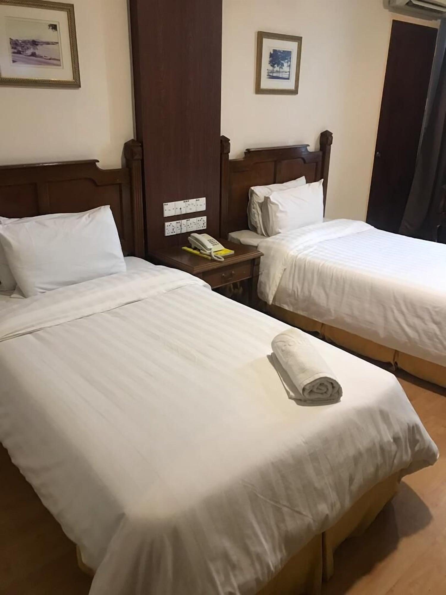 Regal Court Hotel 쿠칭 외부 사진