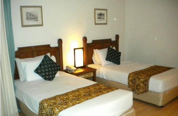 Regal Court Hotel 쿠칭 객실 사진