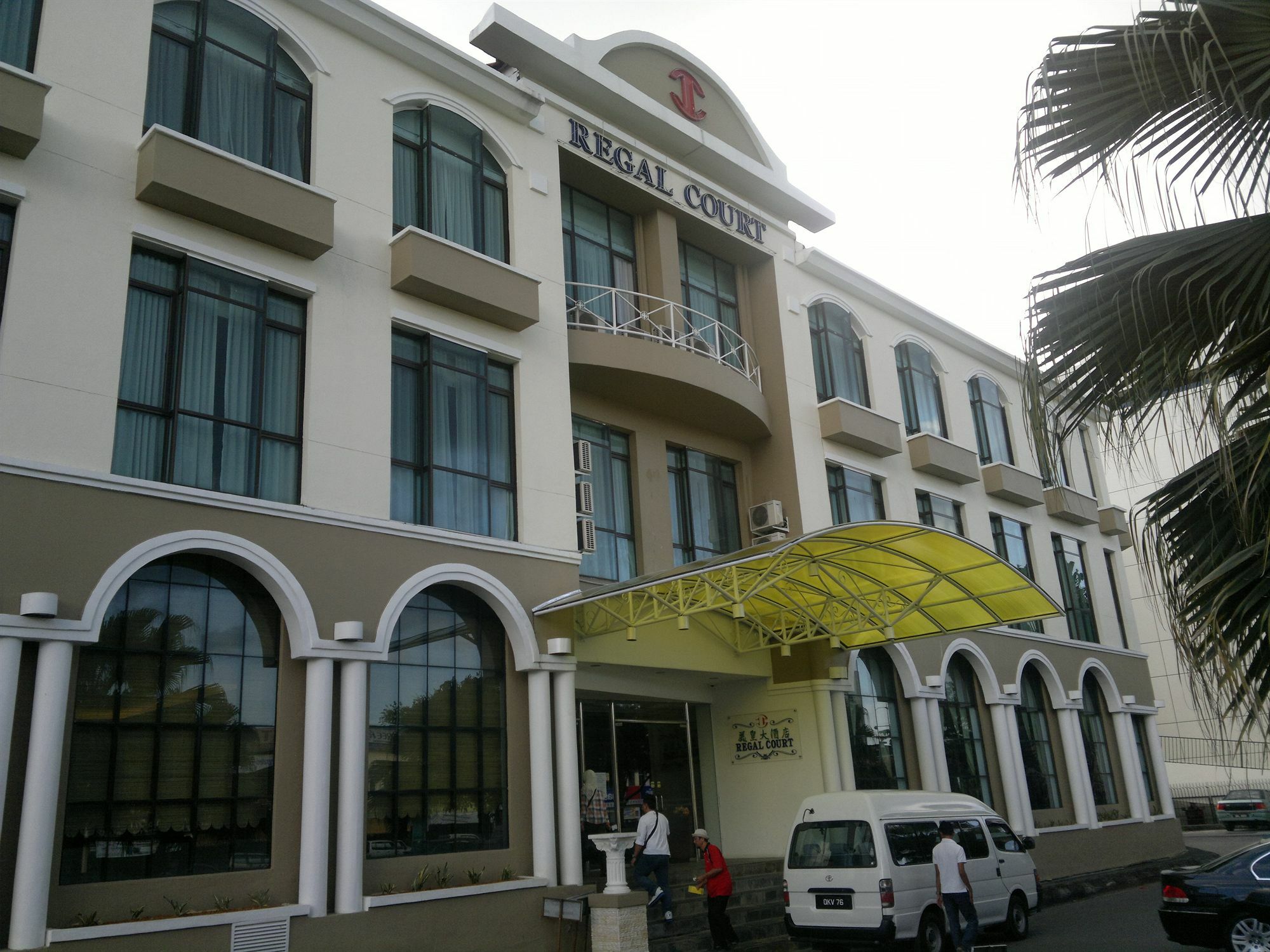 Regal Court Hotel 쿠칭 외부 사진