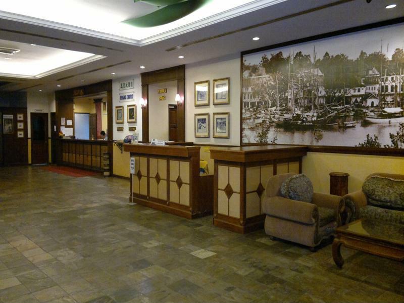 Regal Court Hotel 쿠칭 외부 사진